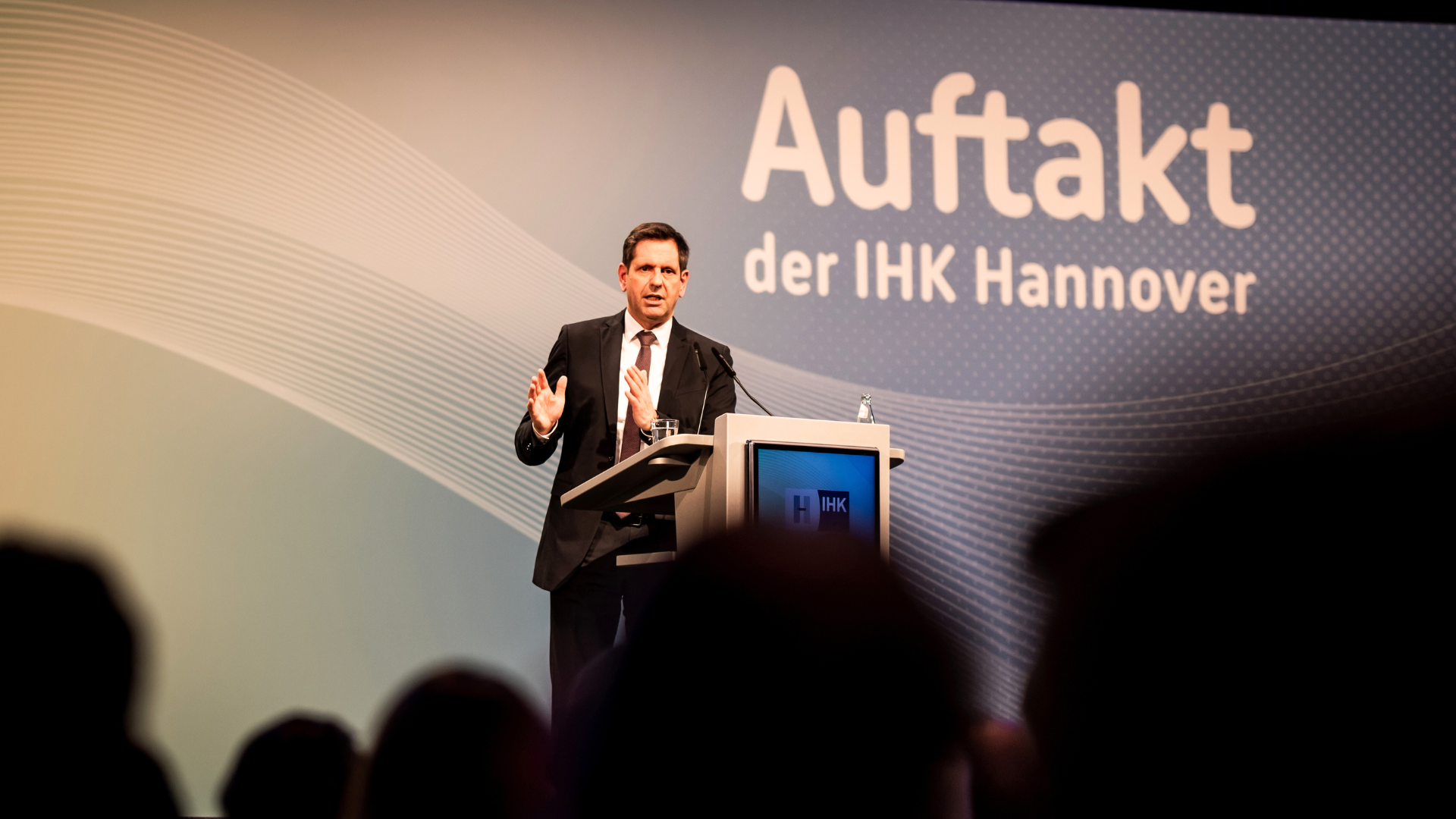 Niedersachsens Ministerpräsident Olaf Lies beim Auftakt 2026 der IHK Hannover / Foto: Stefan Finger, IHK Hannover